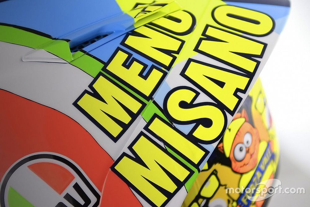 El casco de Valentino Rossi, Yamaha Factory Racing, para Misano