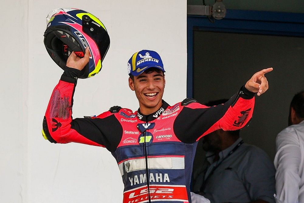 Borja G&oacute;mez, sustituto de Navarro