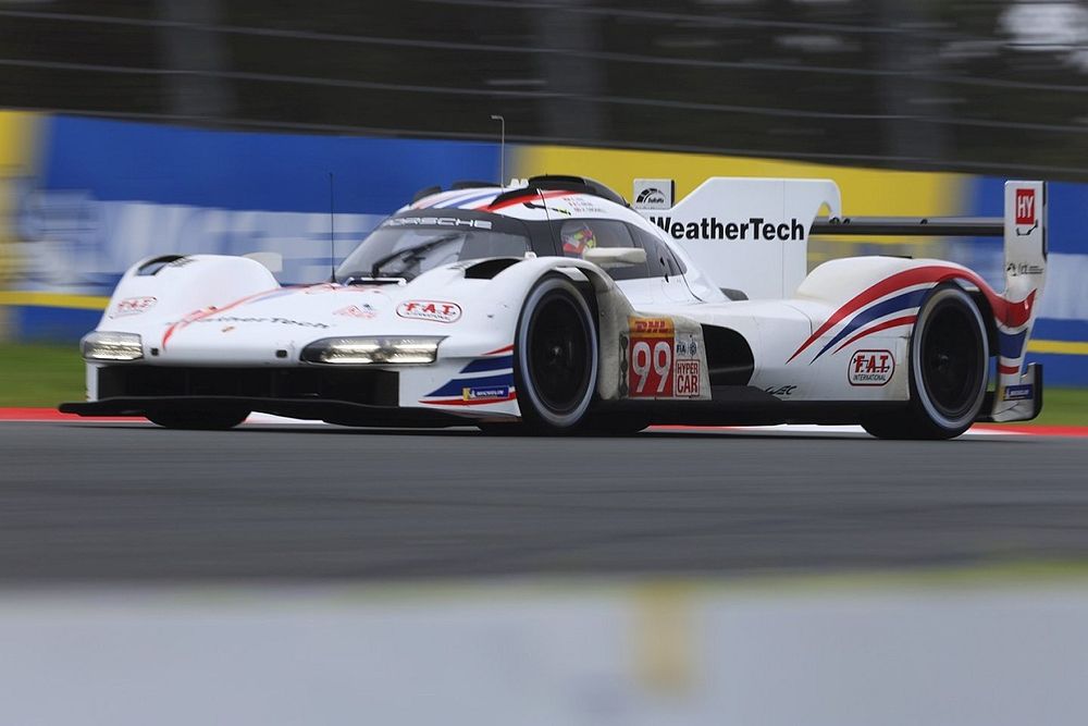 #99 Proton Competition Porsche 963: Gianmaria Bruni, Harry Tincknell, Neel Jani