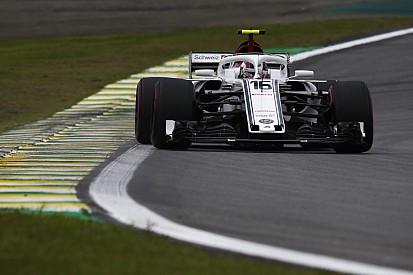 Sauber brille, Leclerc sort un "tour surprise"
