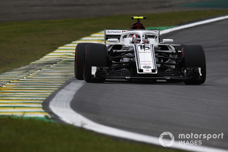 Sauber brille, Leclerc sort un