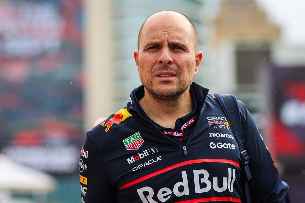 Oracle Red Bull Racing Team Race Engineer Gianpiero Lambiase