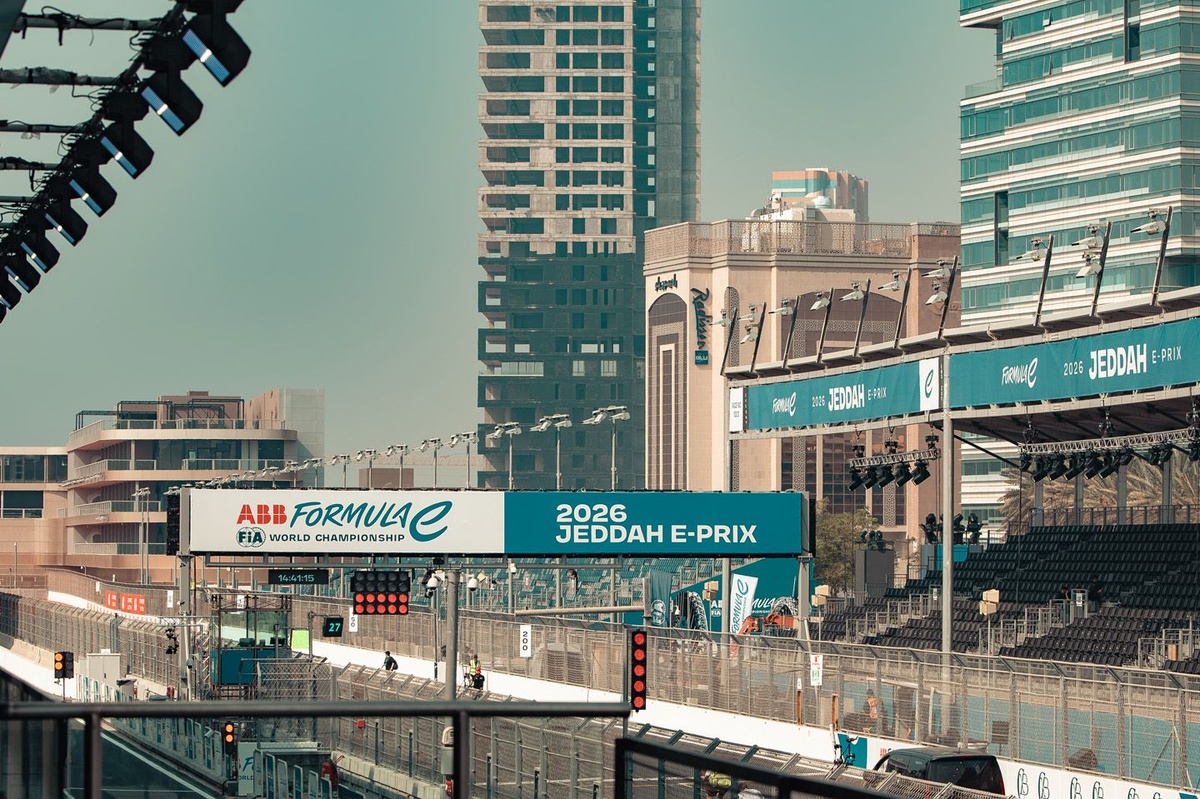 Comment Djeddah attire les fans internationaux et devient un pôle majeur du sport auto