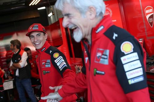 V&iacute;deo: as&iacute; cerr&oacute; Ducati MotoGP 2025, con la visita de Marc M&aacute;rquez