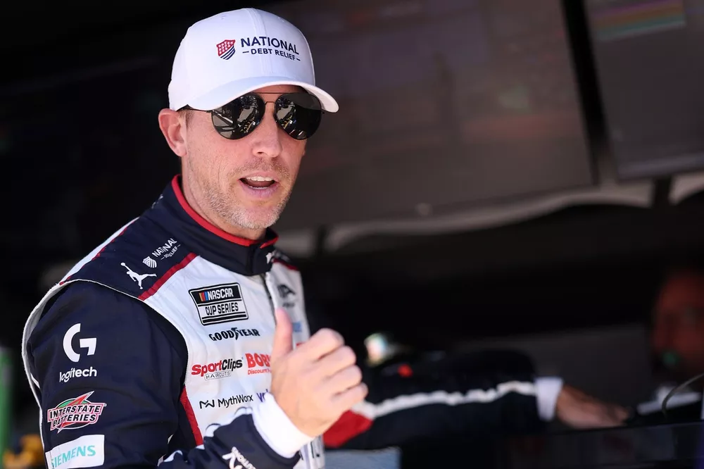 Denny Hamlin, No. 11 Joe Gibbs Racing Toyota