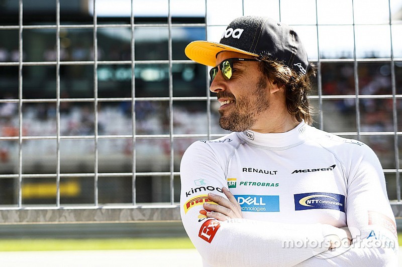 Алонсо рассказал подробности о предложении Red Bull и попросил Хорнера извиниться