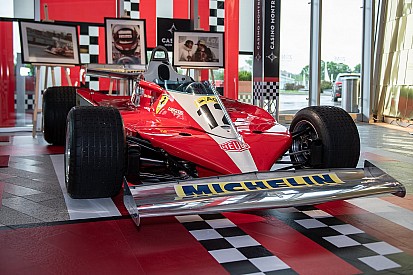 Жак Вільньов очолить парад пілотів на боліді Ferrari 1978 року