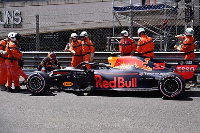 Red Bull pide a Verstappen que cambie su mentalidad