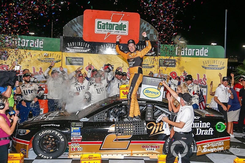 Brad Keselowski earns his first win of the 2018 season at Darlington