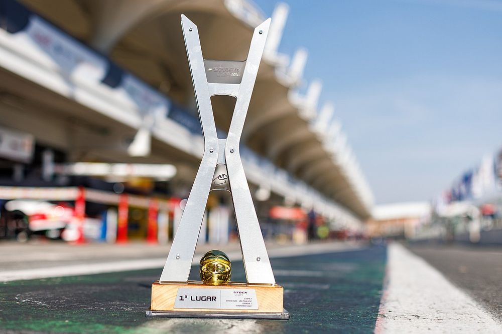 Réplica de troféu da Stock Car