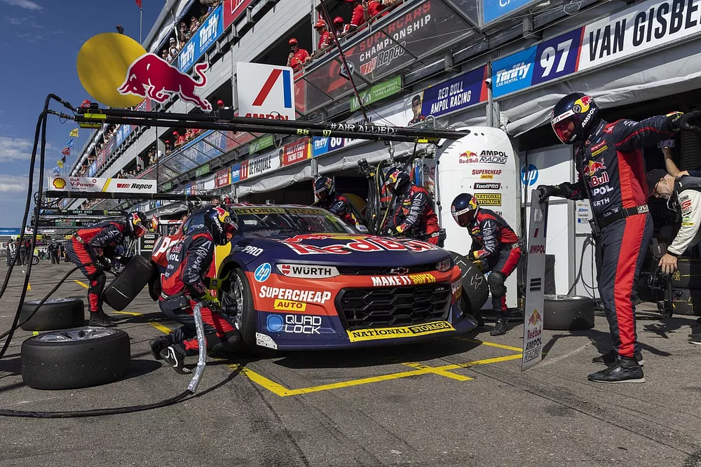Shane van Gisbergen, Triple Eight Race Engineering Chevrolet Camaro ZL1