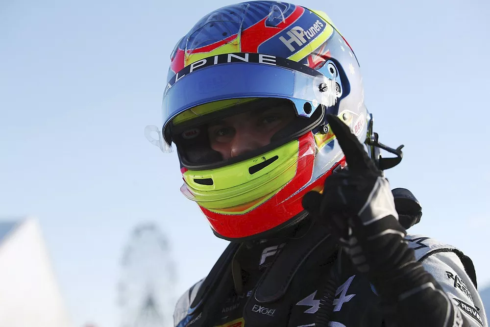 Pole sitter Oscar Piastri,  Prema Racing