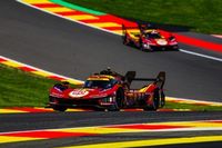 Ferrari zn&oacute;w dominuje. Kubica drugi