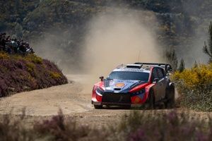 WRC Portugal: Tanak responde a Ogier para mantener el liderato