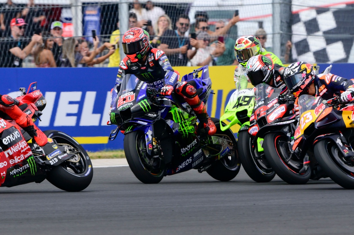 MotoGP | Bezzecchi: "Mi è andata bene che Fabio non mi abbia centrato!"