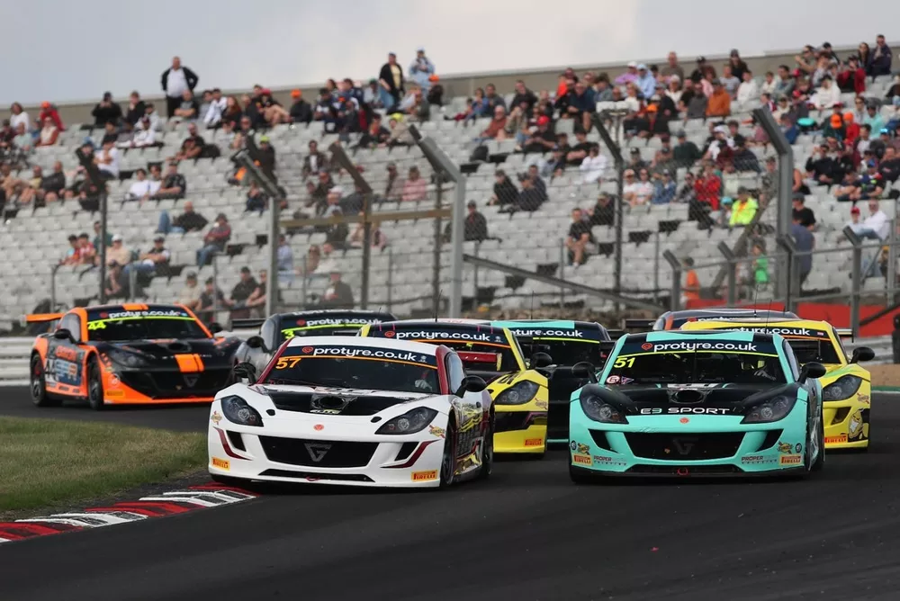 Racestart-GT-DD104437