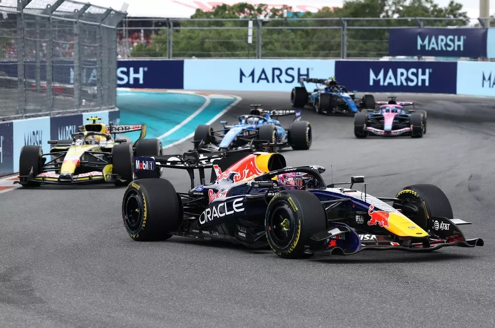 Max Verstappen, Red Bull Racing, Liam Lawson, Racing Bulls