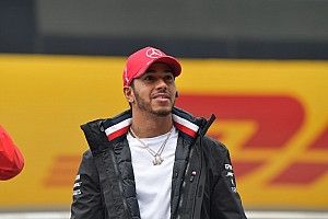 Berger: Hamilton jako jedyny dor&oacute;wnuje Sennie