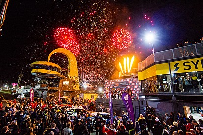 Supercars set to investigate more night races