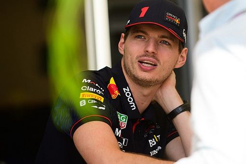 Verstappen llegará tarde a Arabia Saudita por un virus