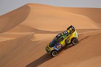 Dakar: Etap 5 - Manewry na wydmach