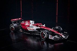 Alfa Romeo presenta su renovado auto de 2022