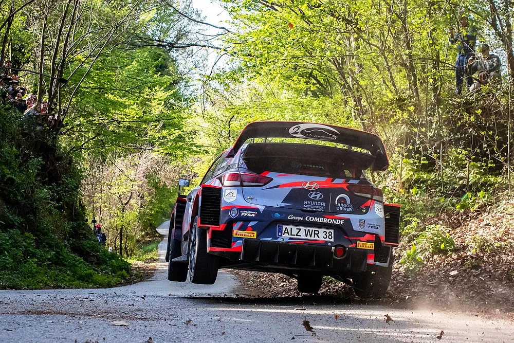 Pierre-Louis Loubet, Vincent Landais, Hyundai 2C Competition Hyundai i20 Coupe WRC