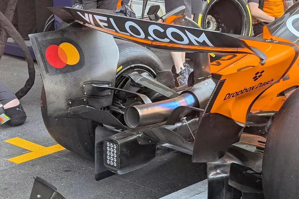 McLaren MCL39