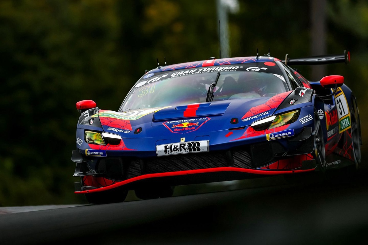 Livestream: Verstappen's NLS GT3 race debut at the Nordschleife