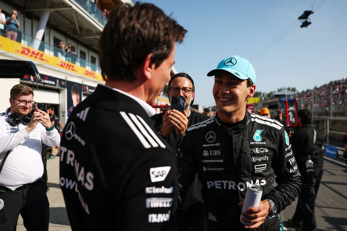 F1 - Russell nega negociações com equipes em meio a rumores sobre Verstappen: "Toto nunca me decepcionou"
