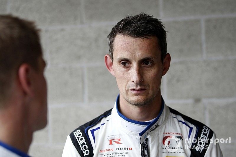 #18 KCMG Nissan GT-R NISMO GT3: Oliver Jarvis