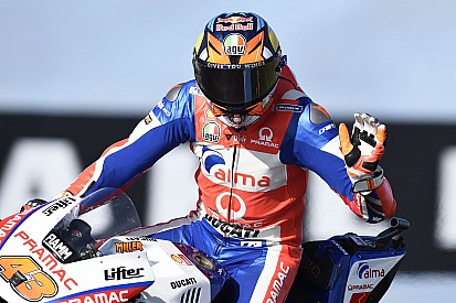 Vídeo: Rins hace autostop en Australia… y le recoge Miller