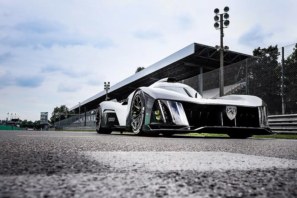 Peugeot Hypercar 9X8
