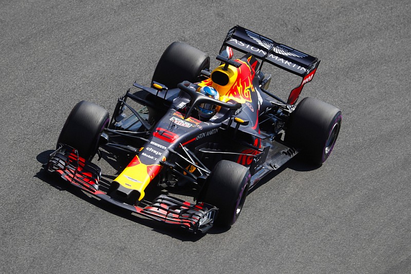 Red Bull и Renault снова разошлись во мнениях – теперь по поводу мотора для Риккардо