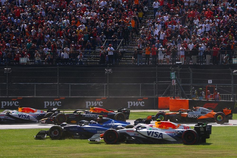 Lawson slams Sainz over Mexico GP crash that "destroyed" his car and "killed" his race