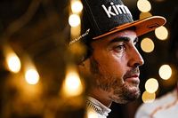 Alonso abre escola de kart na China