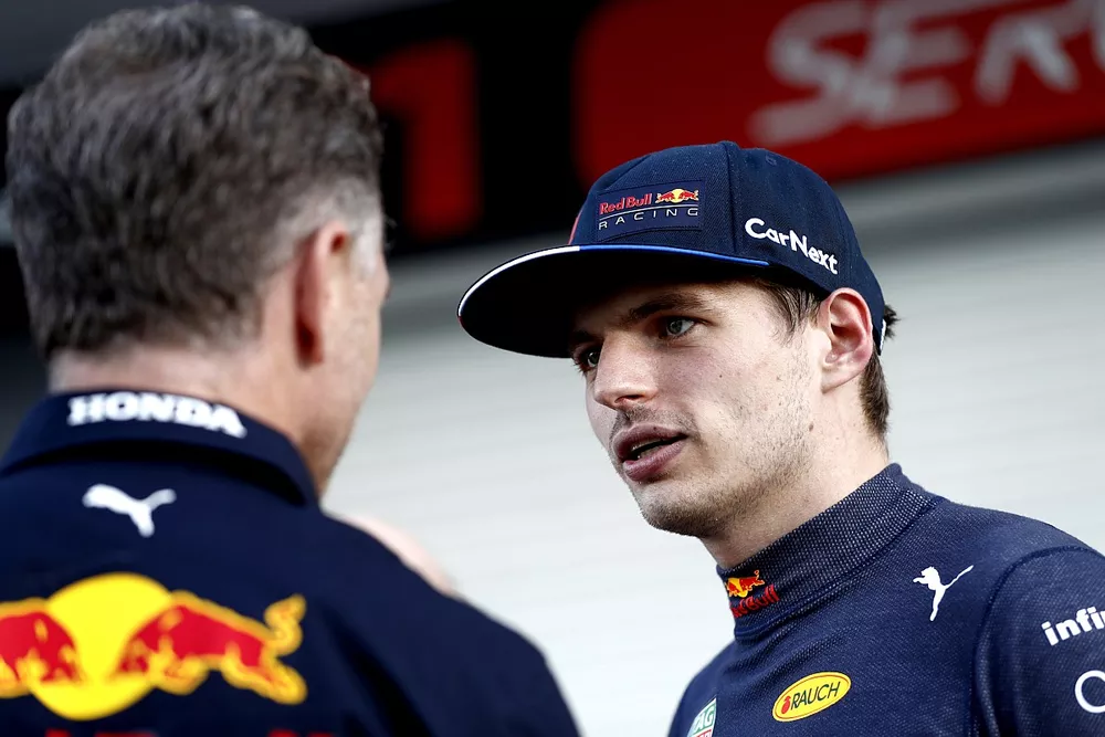 Christian Horner, Team Principal, Red Bull Racing en Max Verstappen, Red Bull Racing, 1e positie, vieren
