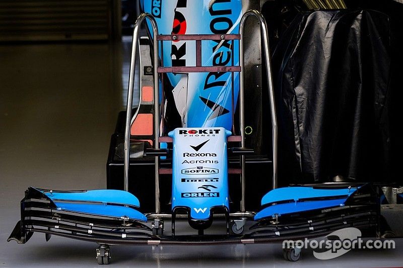 Williams FW42 front wing detail
