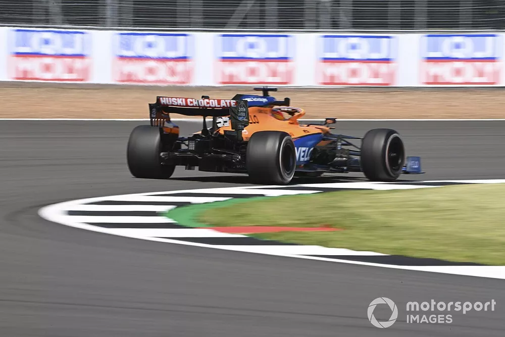 Carlos Sainz Jr., McLaren MCL35