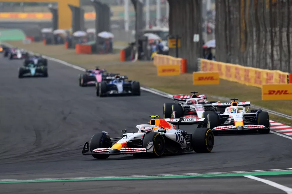 Esteban Ocon, Haas F1 Team, Isack Hadjar, RB F1 Team, Yuki Tsunoda, RB F1 Team