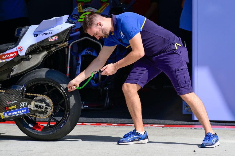 Michelin checking tyres