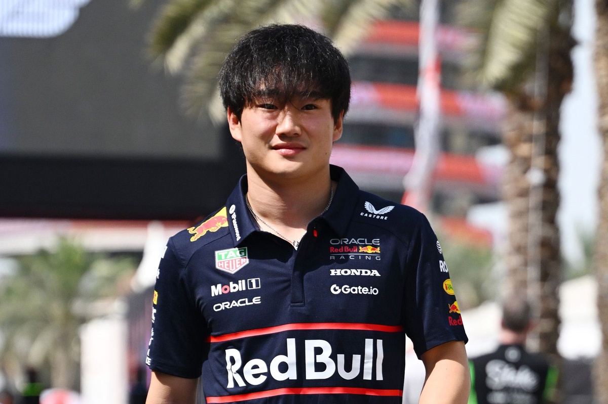 寛容なレーシングブルズと尖ったレッドブル。角田裕毅が明かすマシンの違い「ウォームアップやセットアップにここまで気を遣うのか……」