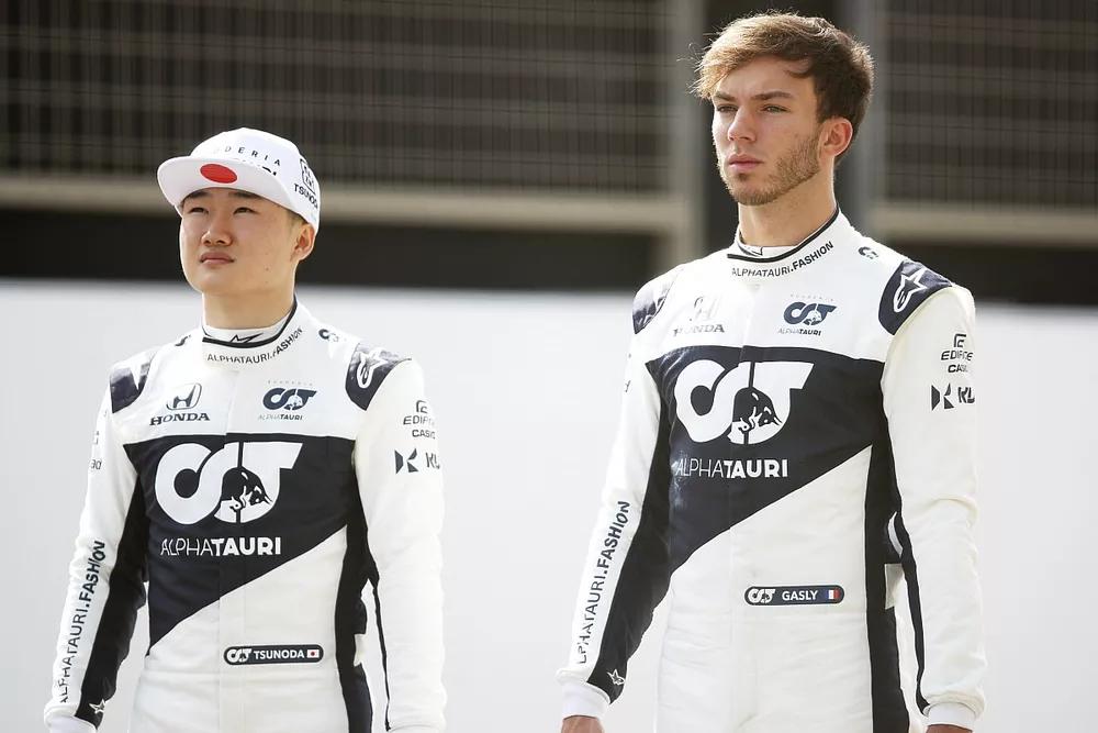 AlphaTauri AT02 Yuki Tsunoda 角田裕毅 DRIVER LINE-UP FOR 2022 SEASON - Yuki Tsunoda - 角田裕毅 ｜ F1