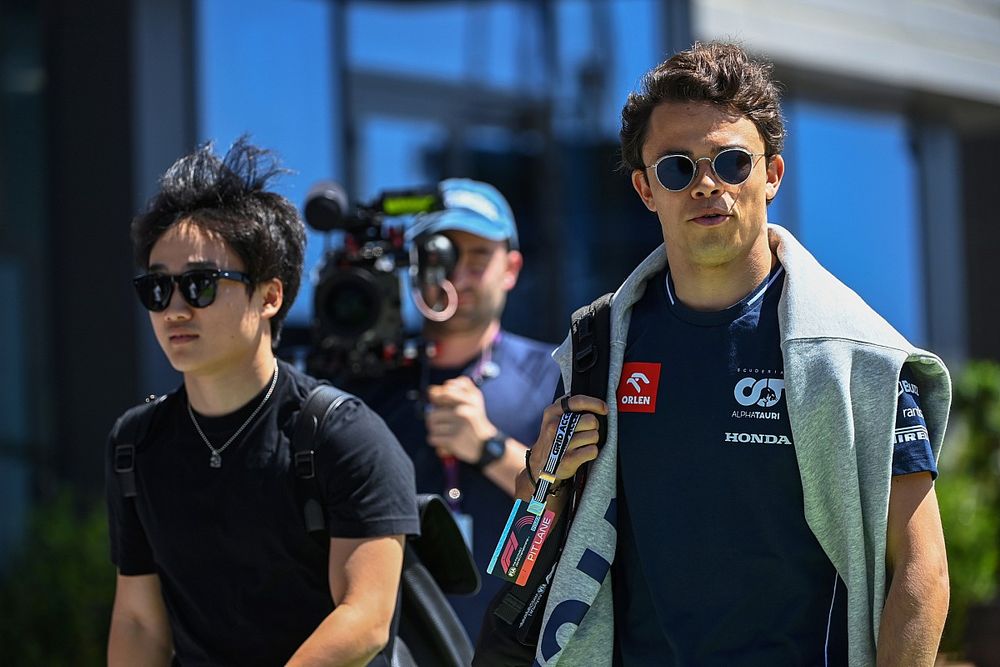Yuki Tsunoda, Scuderia AlphaTauri, Nyck de Vries, Scuderia AlphaTauri 