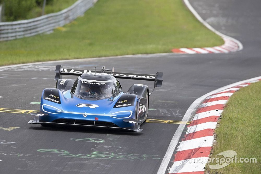 Romain Dumas, Volkswagen ID.R en el N&uuml;rburgring-Nordschleife 