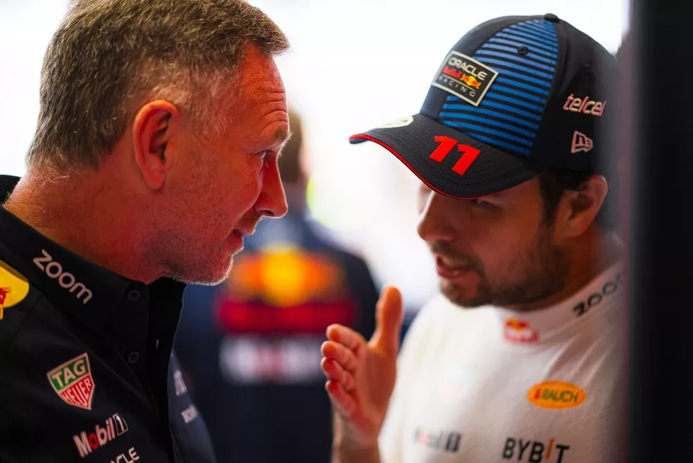 Christian Horner, Team Principal de Red Bull Racing, y Sergio Pérez, Red Bull Racing