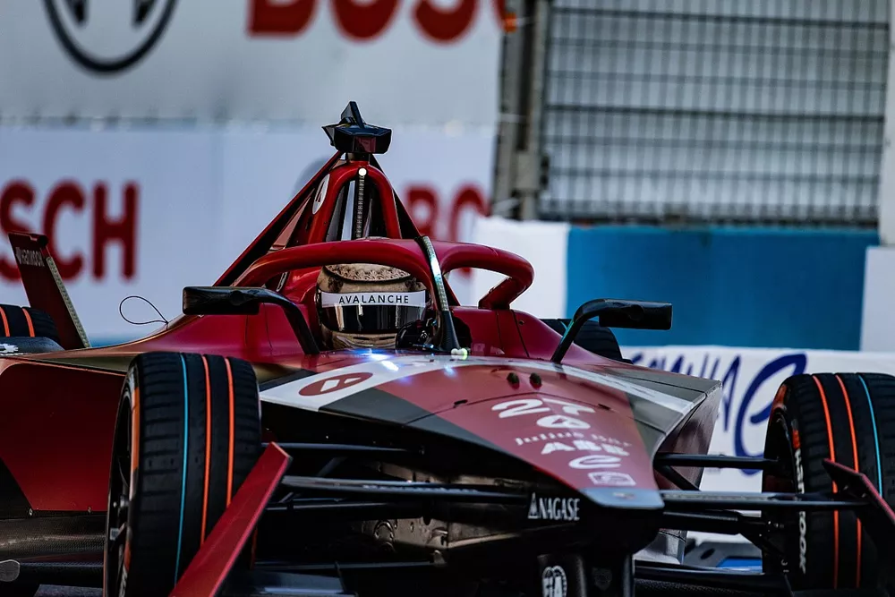 Jake Dennis, Andretti Autosport, Porsche 99 X Electric Gen3 