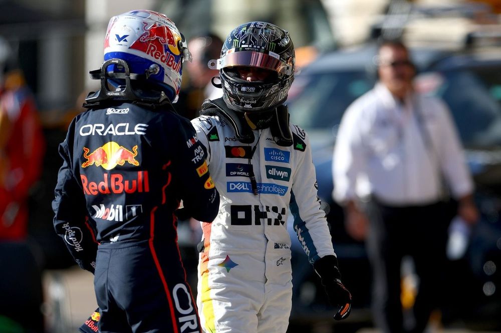 Oscar Piastri, McLaren, Max Verstappen, Red Bull Racing