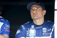 Palou sufri&oacute; un accidente en Gateway y pierde el liderato de IndyCar