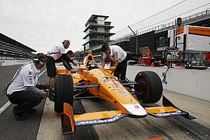 De Ferran predice que Alonso podr&iacute;a padecer en las pr&aacute;cticas